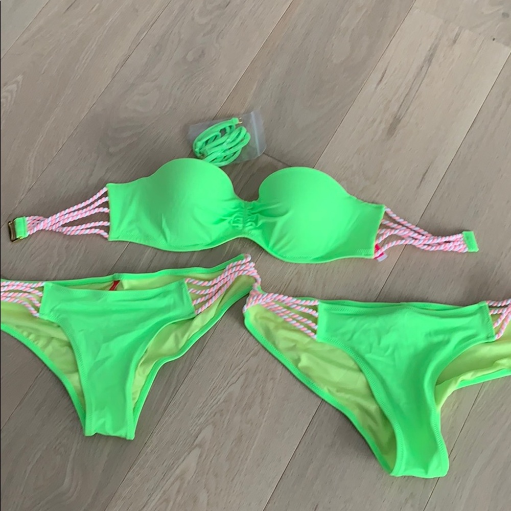 NWOT Victoria’s Secret Bandeau Neon Green Bikini